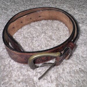 Totems Genuine Leather Belt Made In  R.S.A. Elephants, Lions And Tigers
